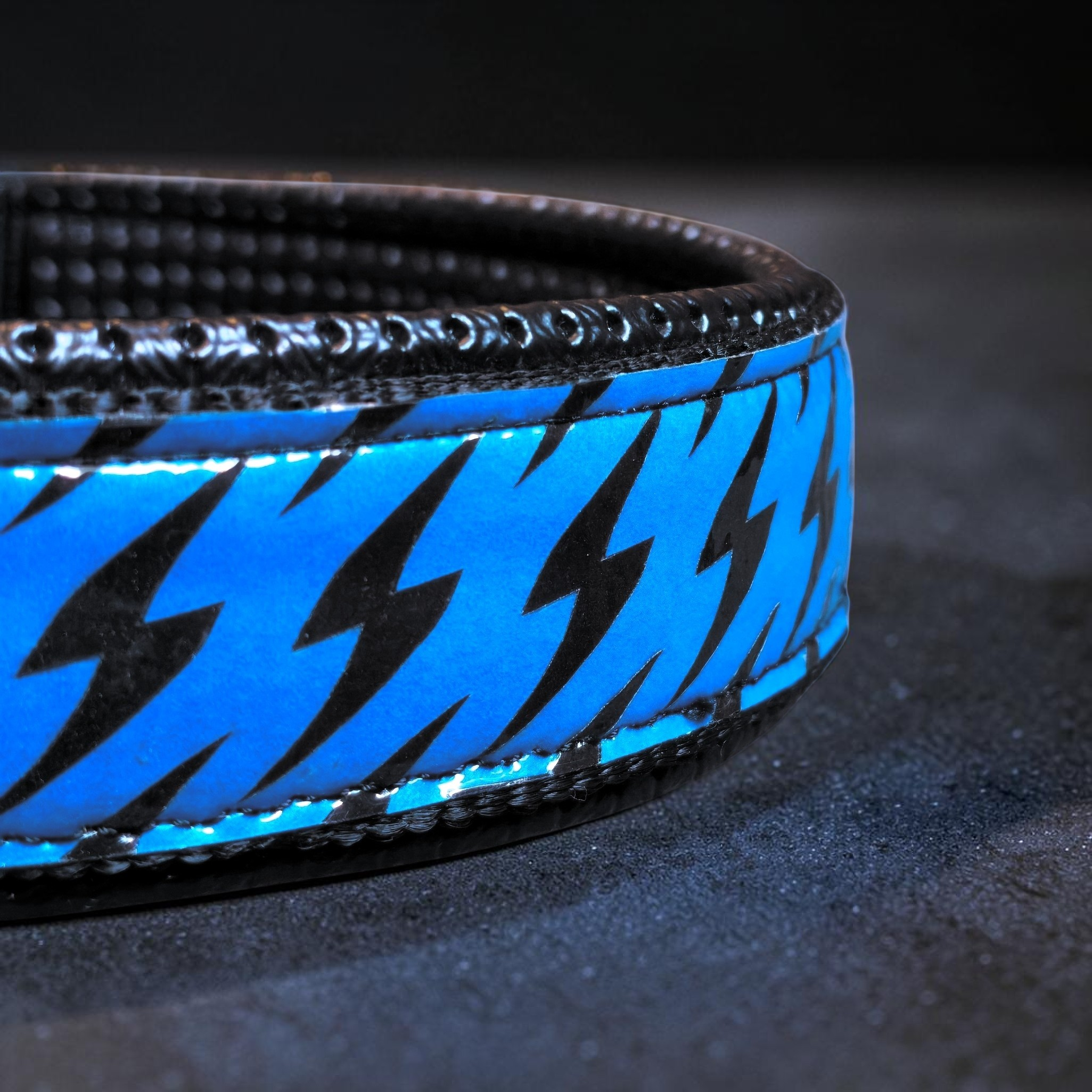 GLO-TEX Lightning | Blue Reflective Dog Collar