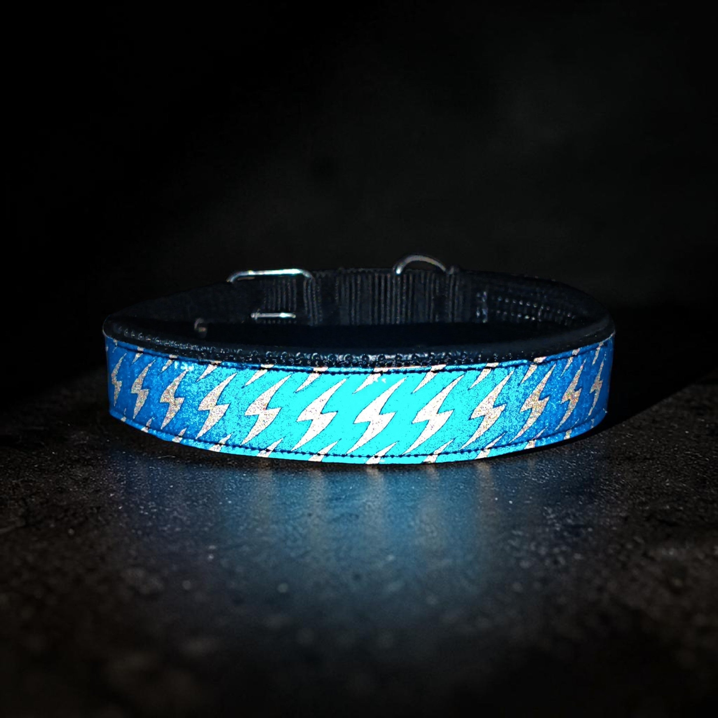 GLO-TEX Lightning | Blue Reflective Dog Collar